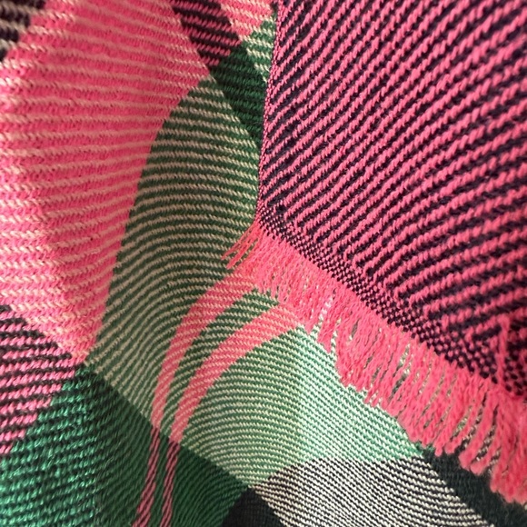 NWT Talbots Pink White Navy & Green Plaid Blanket Scarf Approx 29x76 Never Worn - Picture 6 of 6